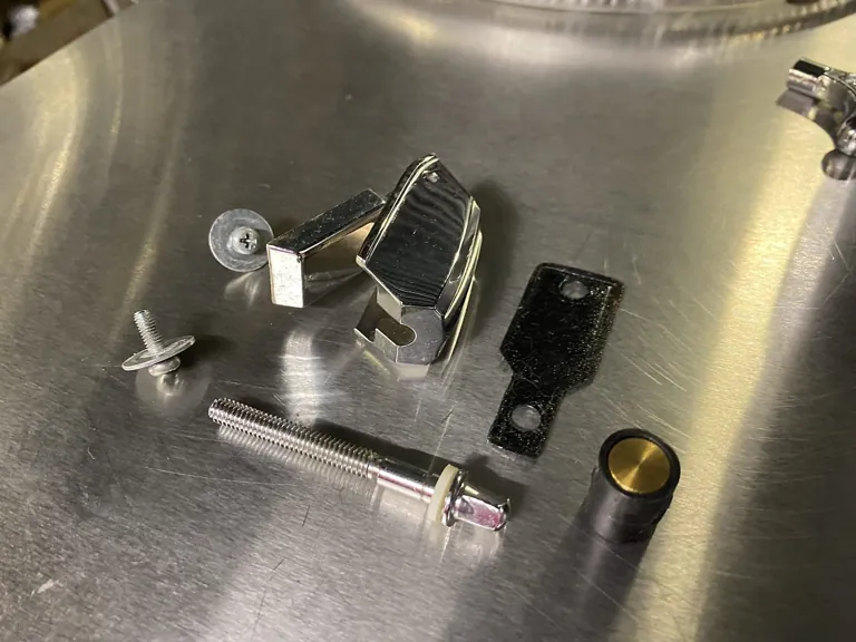 Pearl GL-01 Supergripper lugs for tom and snare