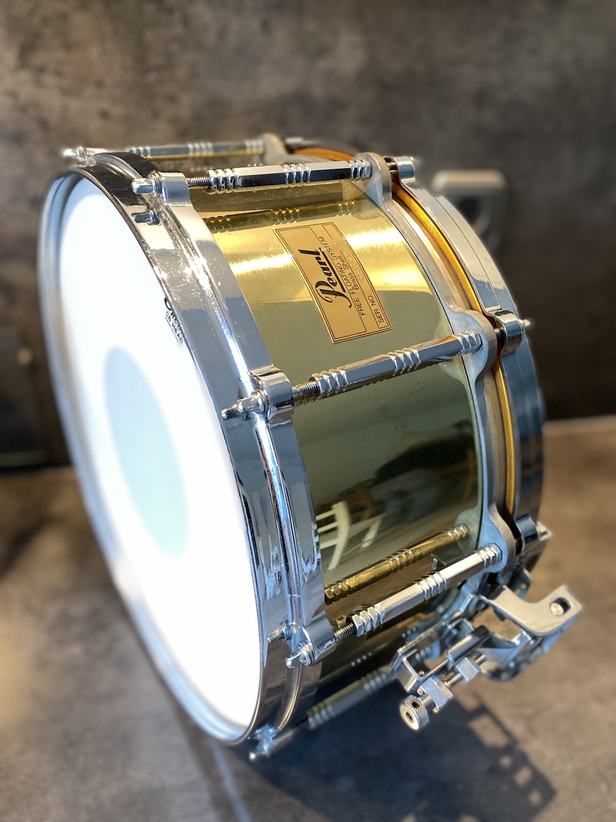 Pearl B-914D Freefloater Brass snare 14x6.5 inch