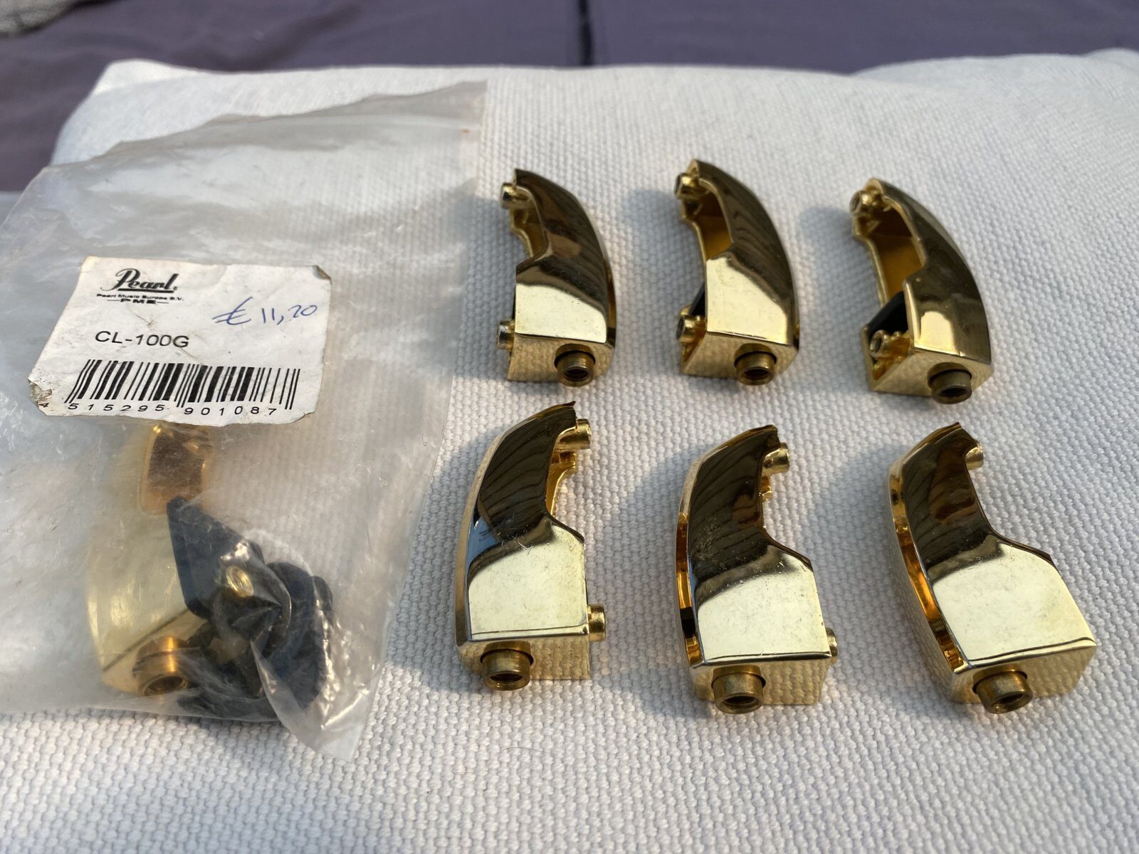 Pearl CL-100G Masters gold lug for snare and tom