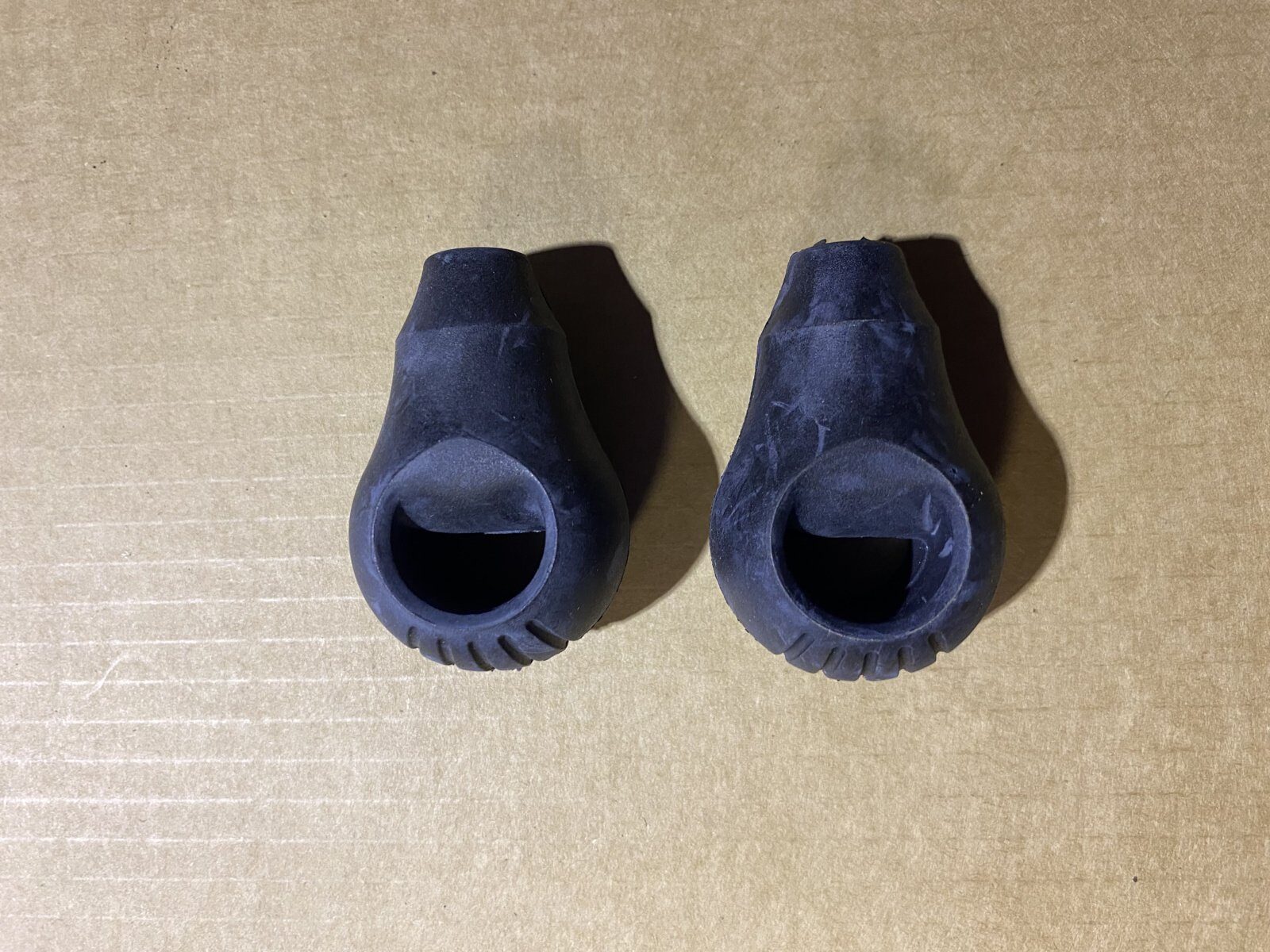 Pearl R40 suspension rubber for floortom legs.