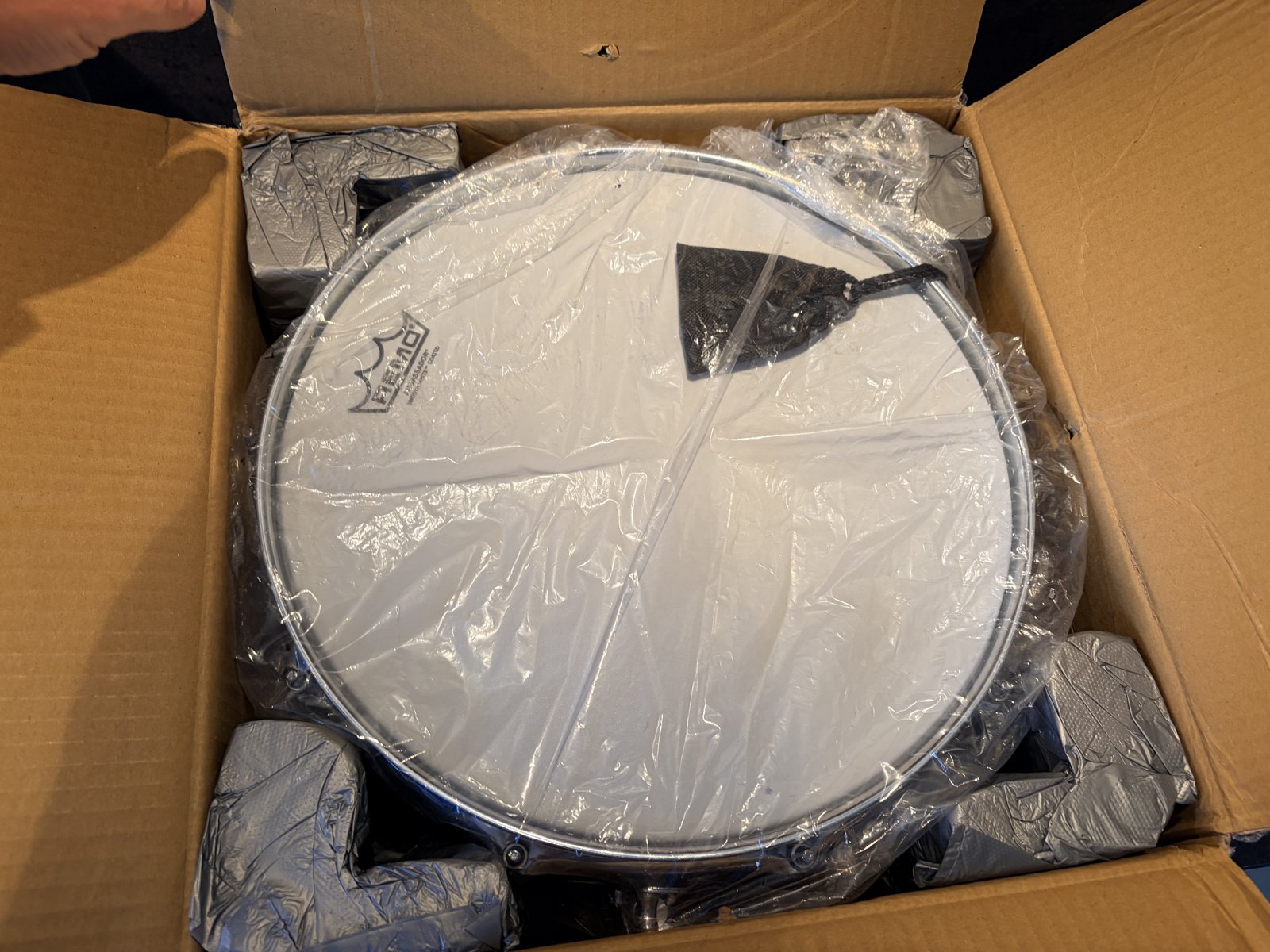 Pearl STH-1465BR Sensitone Heritage brass snare 14x6.5”